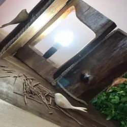 چراغ و جاشمعی چوب گردو پوشش داده شده با روغن مخصوص