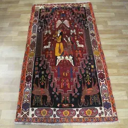 فرش دستباف شيراز طرح لیلی و مجنون سایز قاليچه رنگ زمینه لاكي رنگ حاشیه كرم کد ۳۸۴۲۱