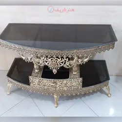 میز تلویزیون جلو خم طول 140 جنس آلیاژ آلومنیوم آبکاری برنز