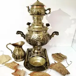 ست سماور ذغالی 1 لیتری، قلم کاری شده با کیفیت، برنج اصل با ضمانت، مناسب برای دکور