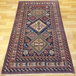 فرش دستباف آنتیک افشار سیرجان طرح ۳ ترنج سایز قاليچه رنگ زمینه سرمه اي رنگ حاشیه كرم کد ۳۹۴۹۱