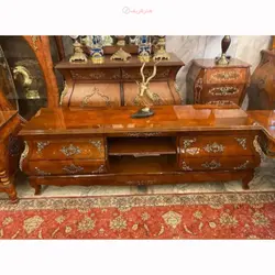 میز تلویزیون 4 کشو، چوب روس، برنز برنج و روکش مازول ایتالیایی، بسیار زیبا و شیک، با دوام