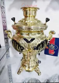 سماور ۸ لیتری مهسان گازی برنجی، سیاه قلم سرباز ، استفاده شده از ورق ضخیم، با کیفیت و با دوام