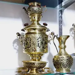 سرویس سماور ۶ لیتری برنجی زغالی عالی نسب، ورق ضخیم برنجی، جنس دسته پایه برنجی