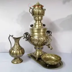 سرویس سماور زغالی برنجی ۵ تکه مدل آینه کج ظرفیت 3/5 لیتر