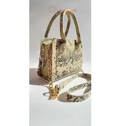 کیف دستی/دوشی چرمی دستدوز و دستساز مدا زارا، قابل اجرا در سایز و رنگ های متنوع بسیار با کیفیت