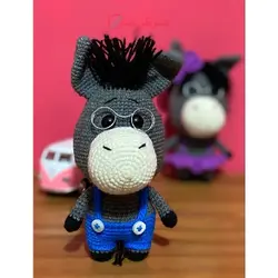 عروسک کاموایی دستبافت الاغ کله گنده هم دخترش هم پسرش هم با عینک هم بی عینک