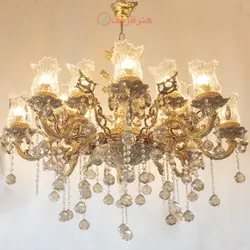 لوستر برنزی با طراحی سلطنتی و کریستال آویزی طراحی شیک و خاص