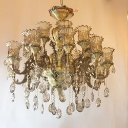 لوستر جنس آلیاژ و سر شاخه کریستال و نوردهی عالی در سالن های بزرگ