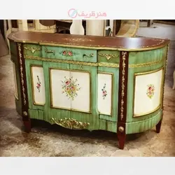 کنسول معرق کاری شده چوب روس و رنگ پولیش شده، دارای رنگ بندی