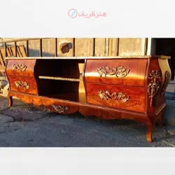 میز تلویزیون اجرا شده با چوب روس درجه یک و رنگ چند لایه پولیشی دارای ضمانت