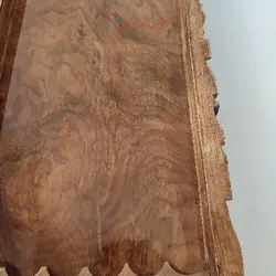 تخته نرد و شطرنج چوب گردو طرح یک دستِ آستین سرخود دور کنده کاری