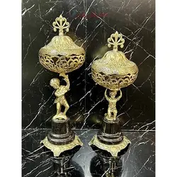 شکلات خوری برنزی در دار، طرح پسر بچه پایه سنگ شکیل و طلایی