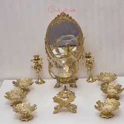 هفت سین مدل گل و برگ گل آینه بیضی همراه با تنگ شیشه ای بسیار زیبا