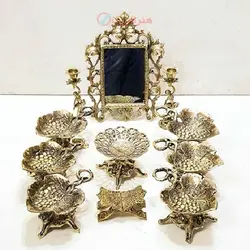 هفت سین برنزی مدل پایه برگ و انگور، آینه مربع، بسیار زیبا و خوش ساخت