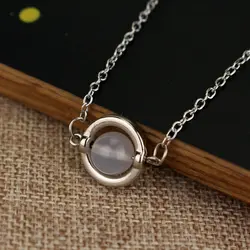 گردنبند سنگ ماه بلا سوان در گرگ و میش: ماه نو