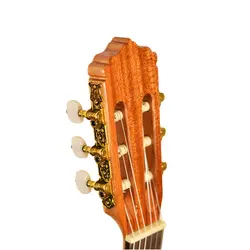 گیتار کلاسیک سایز سه چهارم سویا Sevilla 220