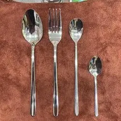 سرویس قاشق چنگال 24 نفره 144 پارچه یونیک طرح دونا( آهن ربا نگیر)