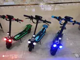 اسکوتر برقی دو‌ نفره روهان وینگز ROHAN WINGS مدل S1 رنگ قرمز red موتور براشلس آلمان