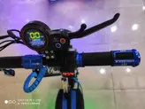 اسکوتر برقی دو‌نفره ROHAN WINGS روهان وینگز موتور ۲۰۰۰ وات مدل R5 رنگ‌ آبی blue موتور براشلس آلمان