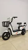 موتور سیکلت برقی( اسکوتر برقی ) پاکشتی دو‌ نفره E.BIKE رنگ‌ سفید