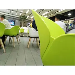 صندلی بنیزان مدل صدف پایه چوب S500