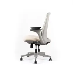صندلی کارشناسی لیو مدل I81z