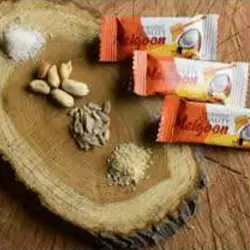 شکلات میگون کنجد عسلی (500گرم)