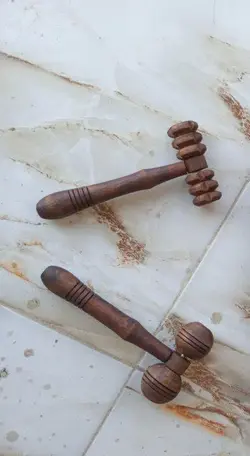 ماساژور چوبی ساده فدک