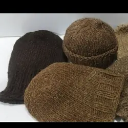 کلاه پشمی دست دوز (پشم گوسفندی)