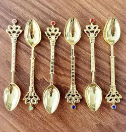 قاشق چای خوری طلایی طرح 3