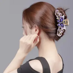 کلیپس پروانه کریستال صورتی کد 542 - فروشگاه اینترنتی دلورس