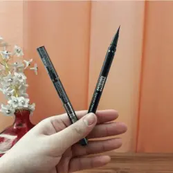 خط چشم ماژیکی کارینس کره جنوبی        KARINECS EYELINER PENCIL
