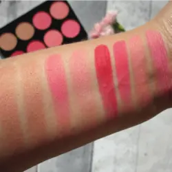 پالت رژگونه کالر فیکس تکنیک 8 رنگ        TECHNIC COLOUR FIX BLUSH PALETTE
