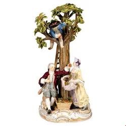 مجسمه دست ساز دکوری چینی آنتیک قدیمی Meissen Rococo Style Gardener Group Apple Harvest by Kaendler Germany 1850