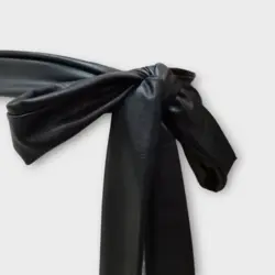 کمربند گره ای چرم باریک مشکی