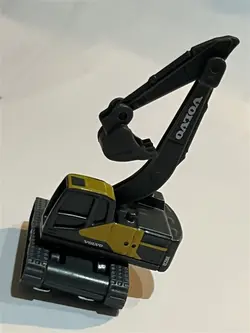 ماشین فلزی مایستو ماشین راهسازی ولوو «بیل مکانیکی»