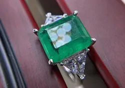 انگشتر زنانه نقره طرح زمرد سبز (کد ۱۸۰)