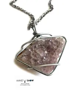 گردنبند آمیتیست پر رنگ و زیبا نمونه معدنی و راف A426 سنگشو