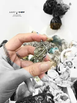 خرید آویز راف پیریت با فرم و قاب مفتولی خاص A392 راف | سنگشو