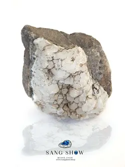 کریستال کوارتز تجمعی بر بستر سنگ نمونه ی ویژه S434 سنگشو