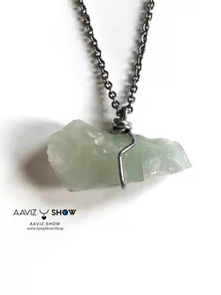 گردنبند سنگ پرازیولیت ( آمیتیست سبز ) معدنی و کمیاب A138
