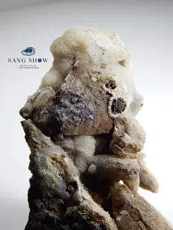 خرید سنگ کلسیت مخروطی با همرشدی کوارتز شکری S308 اصل | سنگشو