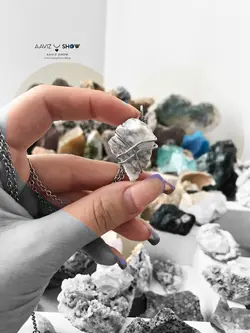 گردنبند هولیت (هاولیت) معدنی و اصل نمونه انحصاری و راف A490