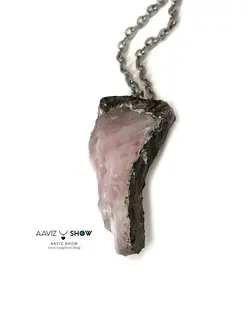 گردنبند رز کوارتز با اصالت و معدنی نمونه راف A529راف سنگشو