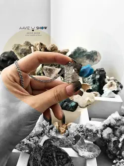 گردنبند کوارتز نمونه با اصالت و زیبا A655 راف | سنگشو