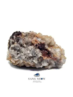 سنگ کلسیت زیبا و استثنایی دندان سگی با بلور های منشوری S979