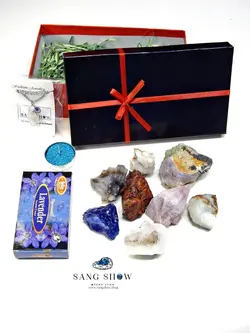 پک هدیه بهمن ماه سنگهای اصل و معدنی بهمراه آویز کریستال کوارتز PACKBM4