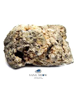 هیولاندیت کوبیک نارنجی پر بلور نمونه کلکسیونی و ارزشمند S999