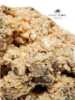 هیولاندیت کوبیک نارنجی پر بلور نمونه کلکسیونی و ارزشمند S999